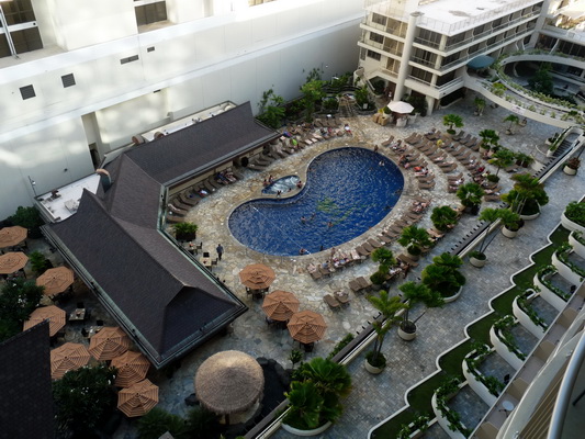 Outrigger_(2).jpg