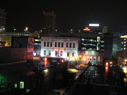 c_2010_11_02_061_wetmemphis.jpg