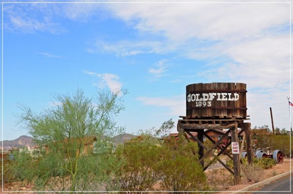 Apache_Trail_(1).JPG