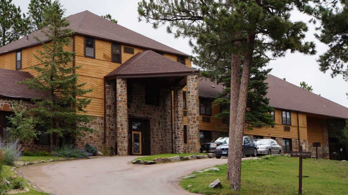 Sylvan Lake Lodge
