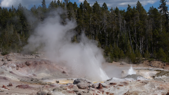 Steamboat Geyser
