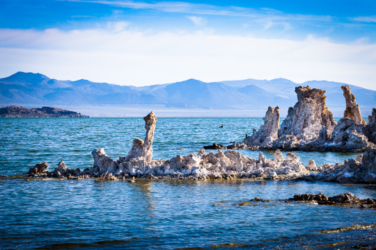 0518-monolake-2001.jpg