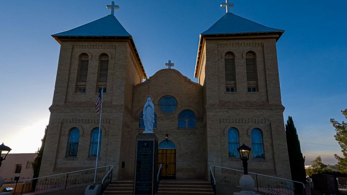 E08-025.jpg
