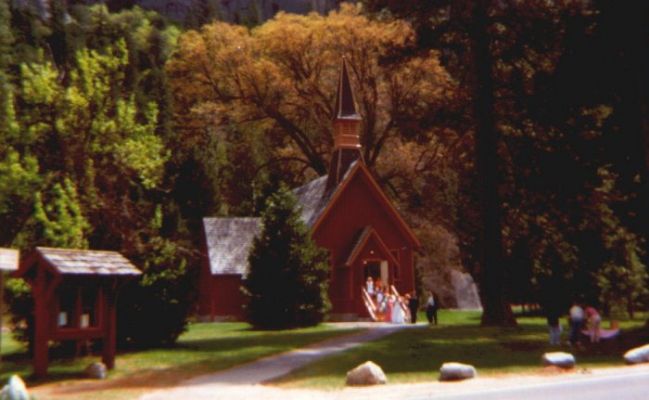 Hochzeit im Yosemite NP
Schlüsselwörter: Hochzeit, Yosemite, Kapelle, Kalifornien, USA