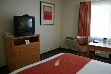 comp_BW_Aladdin_Motor_Inn_(1).jpg